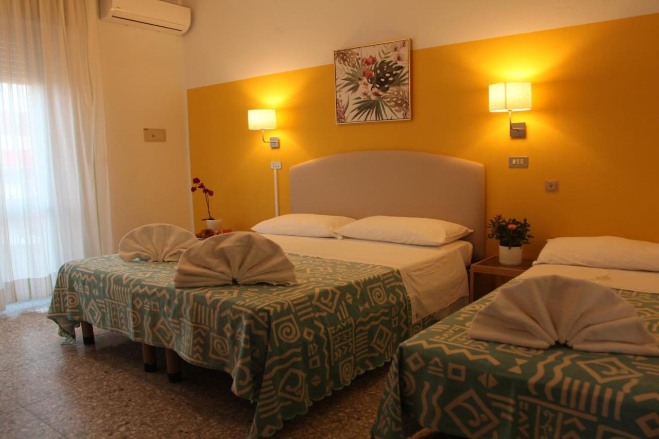 Hotel Alfa Anche In All Inclusive Rimini Kültér fotó