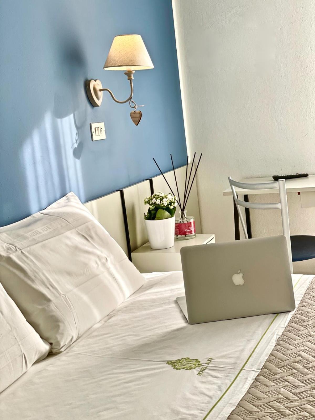 Hotel Alfa Anche In All Inclusive Rimini Kültér fotó