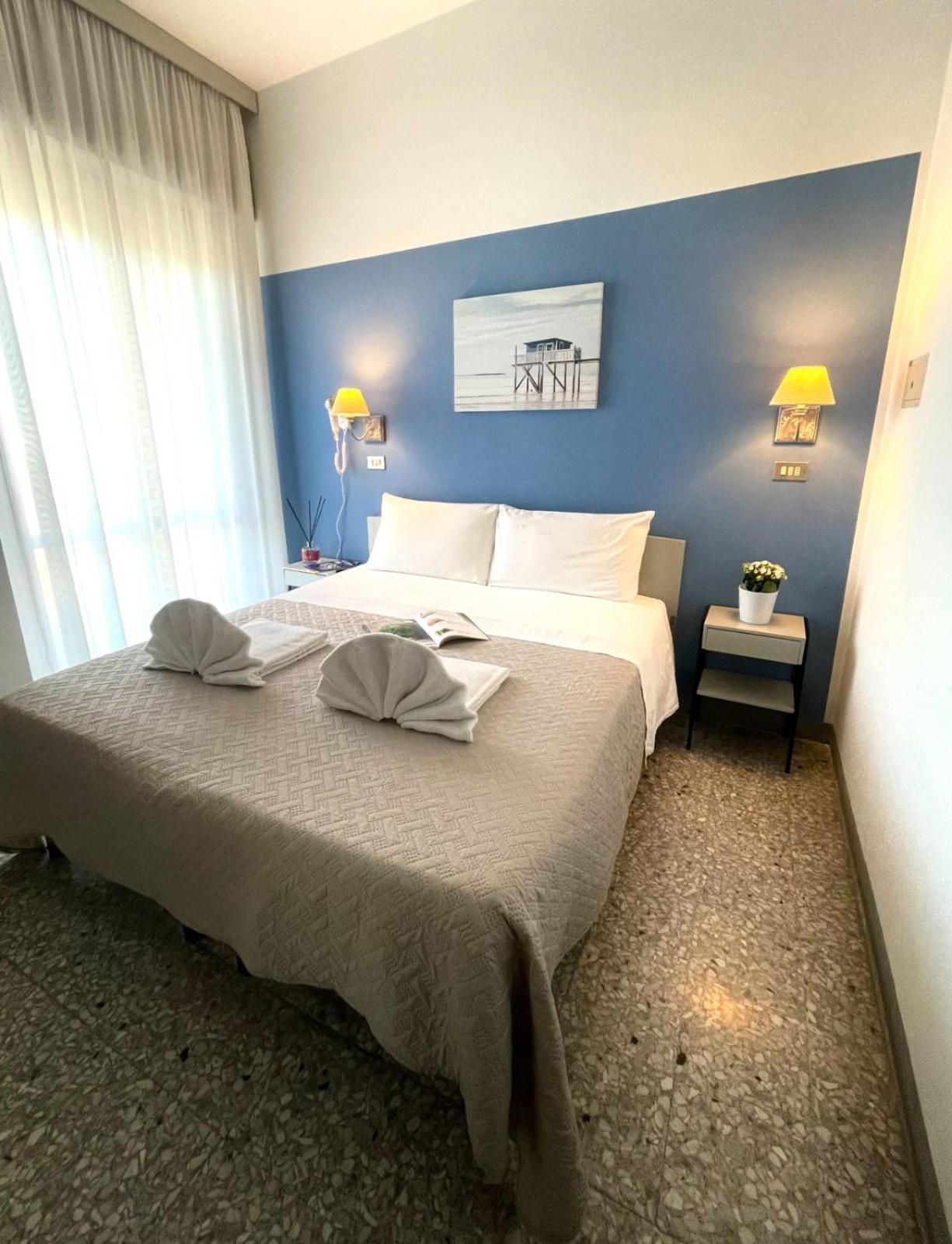 Hotel Alfa Anche In All Inclusive Rimini Kültér fotó